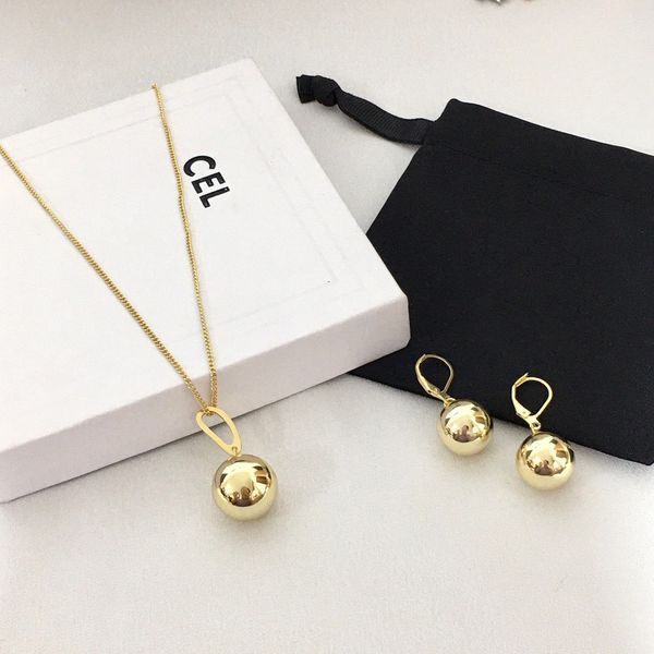 mens jewelry designer gold necklace for woman jewelry set 18k gold plated square pendant necklace charm bracelet earrings for women party gi, Black
mens jewelry designer gold necklace for woman jewelry set 18k gold plated square pendant necklace charm bracelet earrings for women party gi, Black