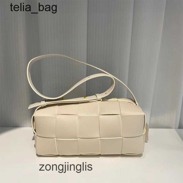 hands outlet classic ladies cowhide brick bottegaas candy one bag cassettes 2023 knitted underarm venetaes color bags shoulder summer square
hands outlet classic ladies cowhide brick bottegaas candy one bag cassettes 2023 knitted underarm venetaes color bags shoulder summer square