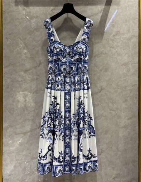2022 women summer camisole pleated dresses designer dress with pattern milan runway brand designer tank crop tshirt clothing 6343624, White;black
2022 women summer camisole pleated dresses designer dress with pattern milan runway brand designer tank crop tshirt clothing 6343624, White;black