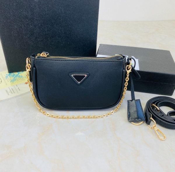 designer bag luxury shoulder bag metal zip bag women letter crossbody bags with small purse fashion bags ladies handbag very good
designer bag luxury shoulder bag metal zip bag women letter crossbody bags with small purse fashion bags ladies handbag very good