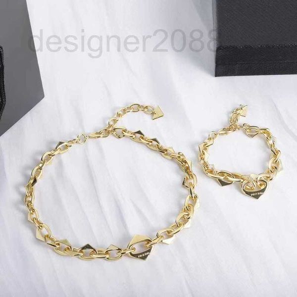 bracelet & necklace designer new summer brass material geometric triangle personalized fashion high grade jewelry set chain 2yh8, Silver
bracelet & necklace designer new summer brass material geometric triangle personalized fashion high grade jewelry set chain 2yh8, Silver