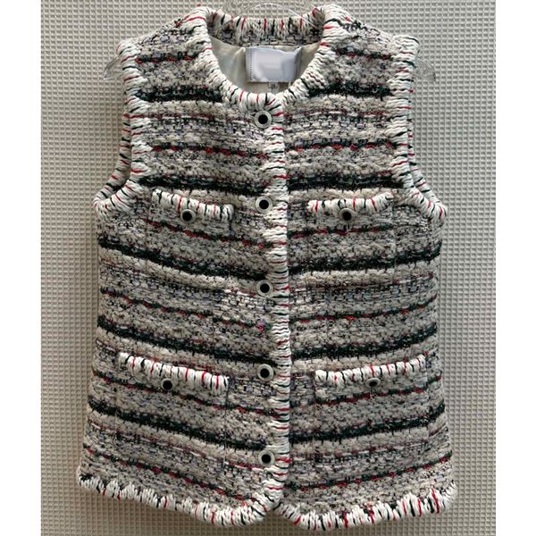 8.14 temperament crew neck sleeveless single breasted striped tweed vest women, Black;white
8.14 temperament crew neck sleeveless single breasted striped tweed vest women, Black;white