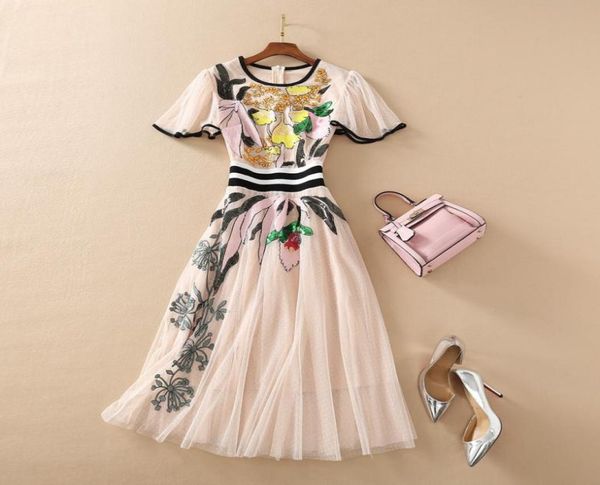 european and american women039s wear for summer 2021 short sleeves with flared sleeves fashion mesh sequined embroidered dress7364677, Black;gray
european and american women039s wear for summer 2021 short sleeves with flared sleeves fashion mesh sequined embroidered dress7364677, Black;gray