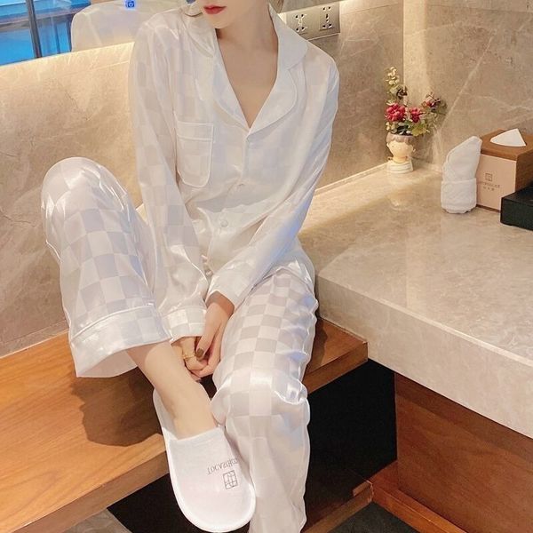 women's sleepwear pajamas women's silk long-sleeved pajamas suit jacquard plaid high-grade ice silk can be worn outside home wear, Black;red
women's sleepwear pajamas women's silk long-sleeved pajamas suit jacquard plaid high-grade ice silk can be worn outside home wear, Black;red