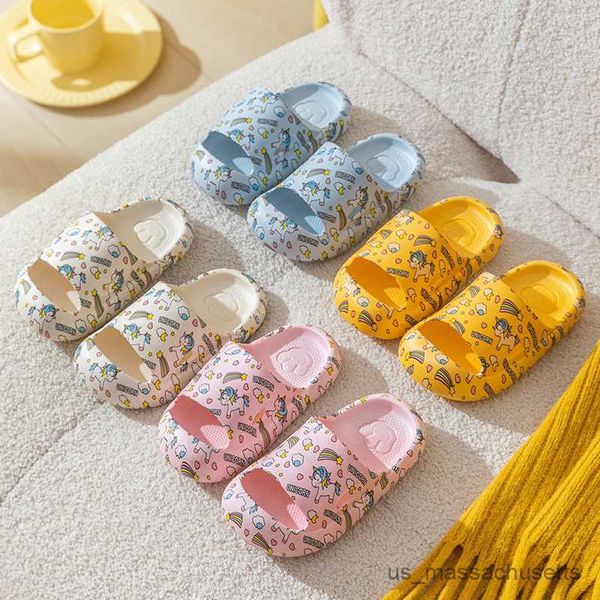 slipper children' slippers summer new baby boys and girls' wearing soft thick sole sandals outside of home kids shoes r230815, Black;grey
slipper children' slippers summer new baby boys and girls' wearing soft thick sole sandals outside of home kids shoes r230815, Black;grey