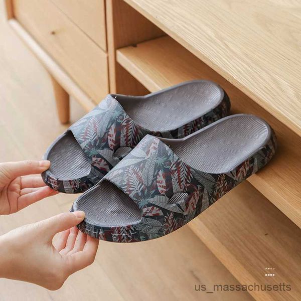slipper new summer popular men' southeast asian foreign trade trend beach slip home slippers r230815, Black;grey
slipper new summer popular men' southeast asian foreign trade trend beach slip home slippers r230815, Black;grey