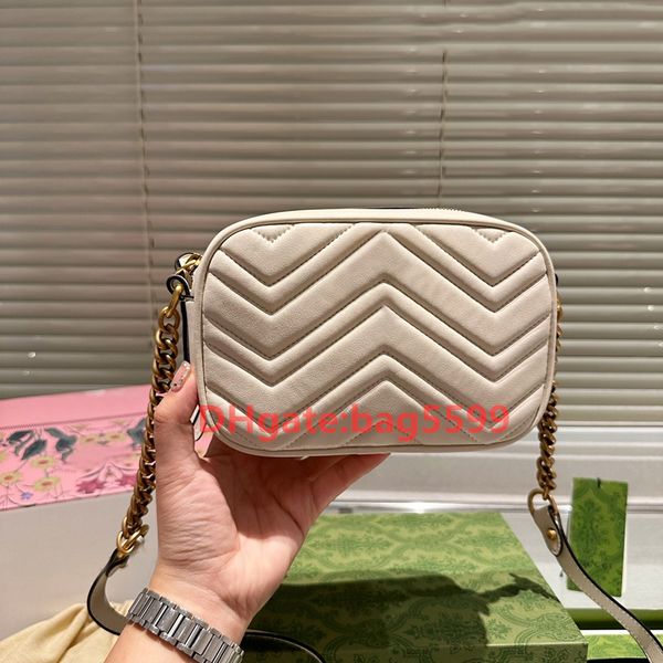 2023 luxury women chain crossbody bags designers heart v wave pattern shoulder bags messenger bags pruse chain tote
2023 luxury women chain crossbody bags designers heart v wave pattern shoulder bags messenger bags pruse chain tote