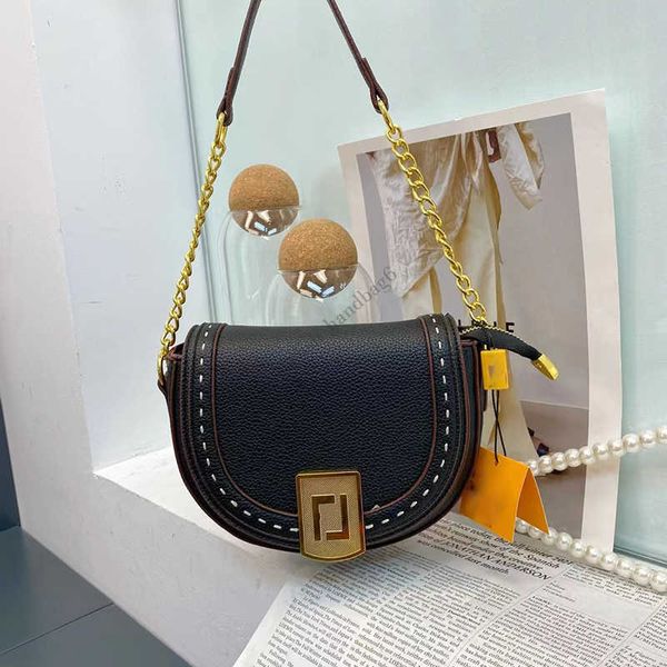 luxury designer bag 2023 fashion women's bag shoulder bag crossbody classic metal letter brand women's handbag crossbody purse
luxury designer bag 2023 fashion women's bag shoulder bag crossbody classic metal letter brand women's handbag crossbody purse