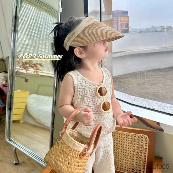 clothing sets girls summer clothing set 2023 kids knitted hollow suit girl fashion breathable vest wide leg pants outfits children sets r230, White
clothing sets girls summer clothing set 2023 kids knitted hollow suit girl fashion breathable vest wide leg pants outfits children sets r230, White