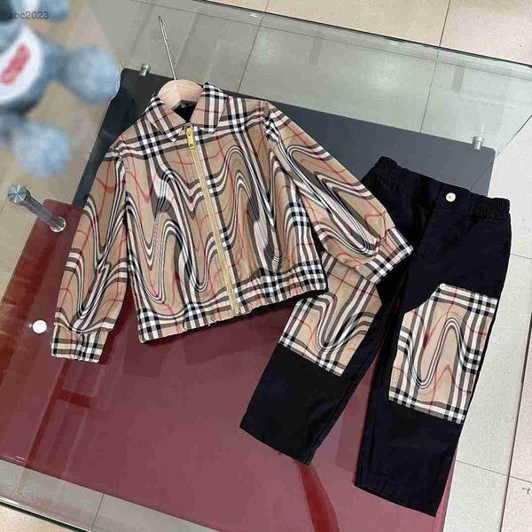 new designer baby suits autumn kids set tracksuits size 100-160 cm 2pcs splicing design hooded jacket and elastic waist pants july20, White
new designer baby suits autumn kids set tracksuits size 100-160 cm 2pcs splicing design hooded jacket and elastic waist pants july20, White
