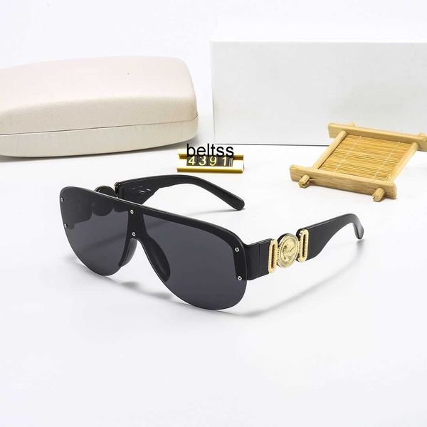 sunglasses fan family same style sunglasses personalized old man's head one piece anti glare glasses, White;black
sunglasses fan family same style sunglasses personalized old man's head one piece anti glare glasses, White;black