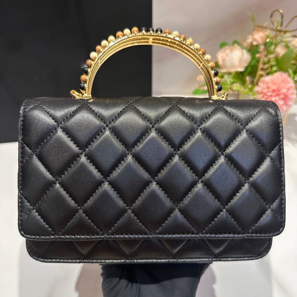 9a designer chain bags luxury flap purse wooden bead handle 23a handbags 19cm high imitation crossbody with box
9a designer chain bags luxury flap purse wooden bead handle 23a handbags 19cm high imitation crossbody with box