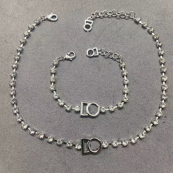 classic letter d micro inlays crysta luxury necklace bracelets fashion simple g necklace classic style women's designer jewelry christm, Silver
classic letter d micro inlays crysta luxury necklace bracelets fashion simple g necklace classic style women's designer jewelry christm, Silver