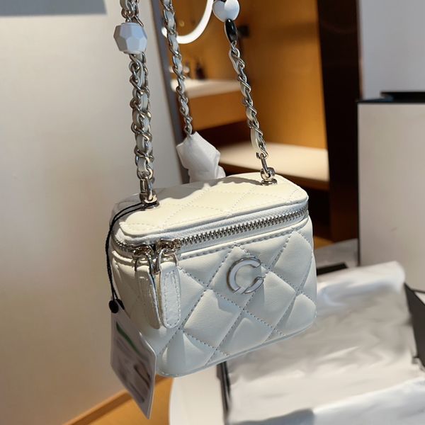 23p love chain enamel buckle mini makeup bag for women sacoche leather diamond check silver matelasse chain crossbody bags mirror wallet car
23p love chain enamel buckle mini makeup bag for women sacoche leather diamond check silver matelasse chain crossbody bags mirror wallet car