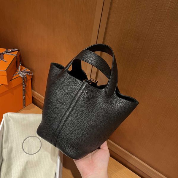 authentic handbag desinger totes picotin bags home h original tc leather hand sewn vegetable basket bag 18cm black gold buckle large capacit
authentic handbag desinger totes picotin bags home h original tc leather hand sewn vegetable basket bag 18cm black gold buckle large capacit