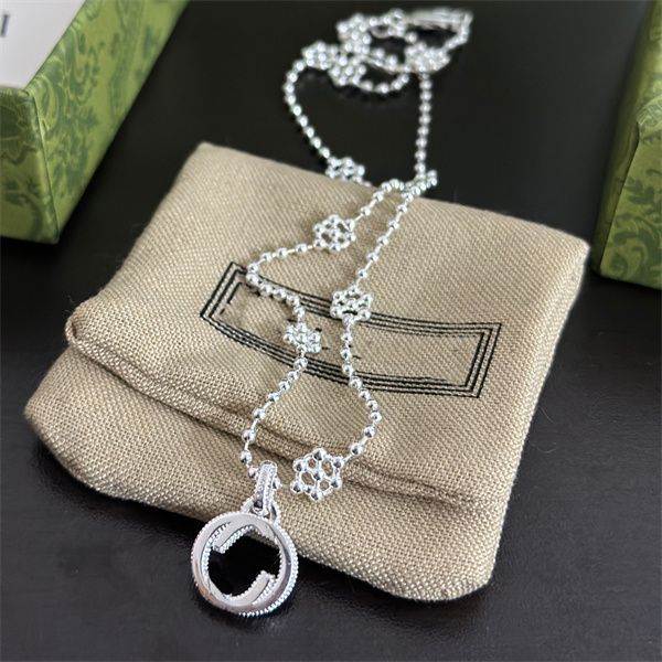 designer pendant necklaces double letter g logo chains necklaces luxury women fashion jewelry metal ggity silvery necklace gift 87445, Silver
designer pendant necklaces double letter g logo chains necklaces luxury women fashion jewelry metal ggity silvery necklace gift 87445, Silver