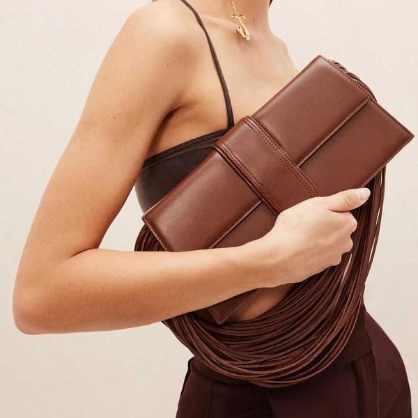 classic lady qualiy desiner handbags ladies jacquess bags shoulder strap shoulder bag 23 summer underarm handbag french niche fashion versat
classic lady qualiy desiner handbags ladies jacquess bags shoulder strap shoulder bag 23 summer underarm handbag french niche fashion versat
