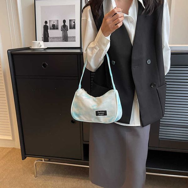 shoulder bags women's new underarm bag fashion small korean version simple bag stick mini handheld
shoulder bags women's new underarm bag fashion small korean version simple bag stick mini handheld