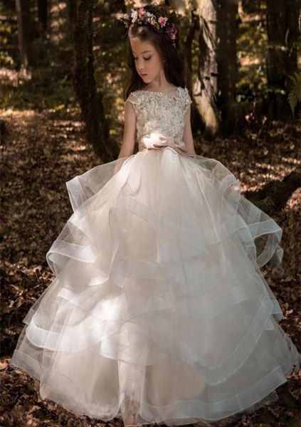arabic 2019 floral lace flower girl dresses ball gowns child pageant dresses long train beautiful little kids flowergirl dress for6556327, White;blue
arabic 2019 floral lace flower girl dresses ball gowns child pageant dresses long train beautiful little kids flowergirl dress for6556327, White;blue