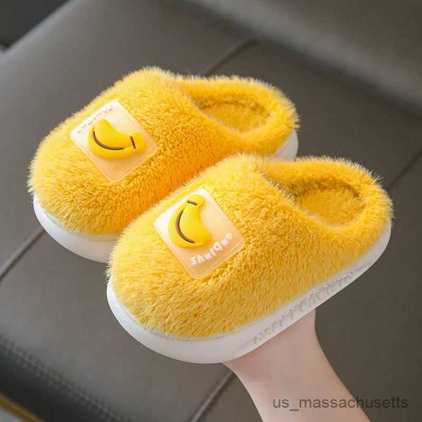 slipper children' winter cotton slippers keep warm home indoor non-slip thick-soled plush cotton shoes girls shoes kid shoes r230815, Black;grey
slipper children' winter cotton slippers keep warm home indoor non-slip thick-soled plush cotton shoes girls shoes kid shoes r230815, Black;grey