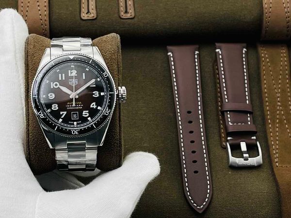 superclone autavia watch for men tag heur watches mechanical movement kc9t montre tag aquaracer de luxe with box, Slivery;golden
superclone autavia watch for men tag heur watches mechanical movement kc9t montre tag aquaracer de luxe with box, Slivery;golden