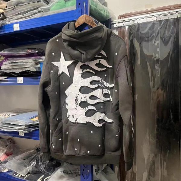 Men's Hoodies Retro Do Old Hellstar Flame Graffiti Fleece High Street Casual Loose Men Women Hoody Sweatshirts
Men's Hoodies Retro Do Old Hellstar Flame Graffiti Fleece High Street Casual Loose Men Women Hoody Sweatshirts