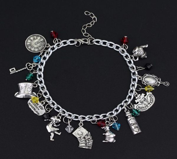 alice in wonderland inspired charm bracelet gril mirror clock teapot playing card hat key with gift box2769235, Golden;silver
alice in wonderland inspired charm bracelet gril mirror clock teapot playing card hat key with gift box2769235, Golden;silver