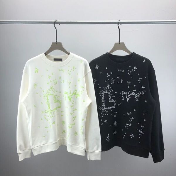 2023 autumn and winter pullover long-sleeved fashion sweater for men and women the same classic black and white sweater 1h2c3, Black;brown
2023 autumn and winter pullover long-sleeved fashion sweater for men and women the same classic black and white sweater 1h2c3, Black;brown