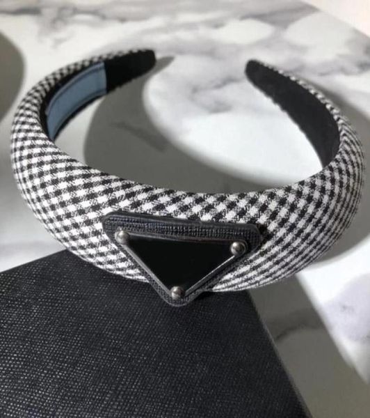 2022 designer headband for women girl hair bands luxurys designers retor headwraps gifts letter headwear head triangle p hairband 5690596, Silver
2022 designer headband for women girl hair bands luxurys designers retor headwraps gifts letter headwear head triangle p hairband 5690596, Silver