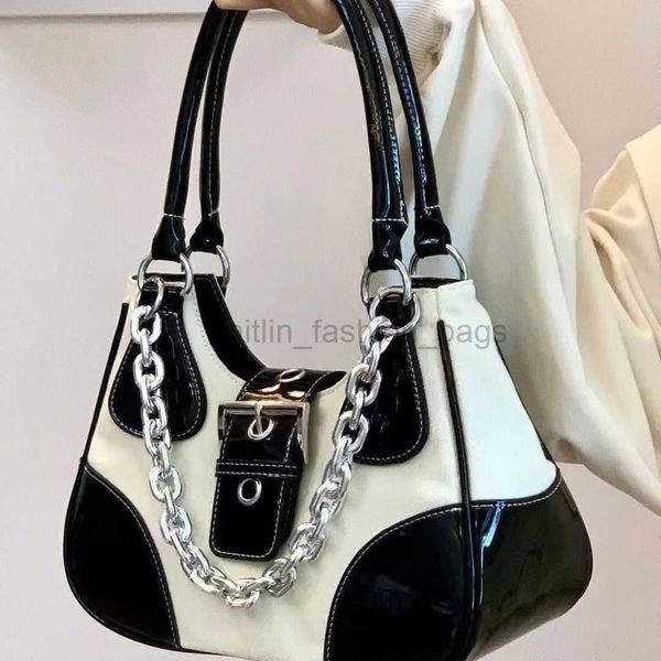 shoulder bags ins medieval sweet cool lacquer leather canvas underarm bag for women's new fashion metal chain spicy girl versatile shou
shoulder bags ins medieval sweet cool lacquer leather canvas underarm bag for women's new fashion metal chain spicy girl versatile shou