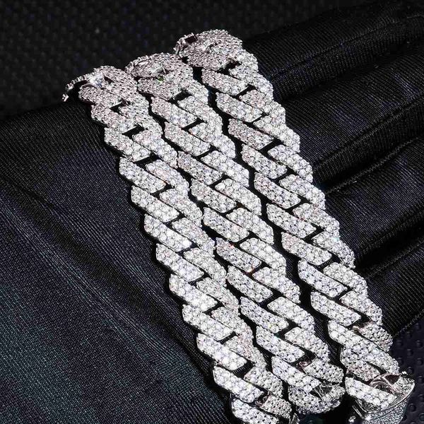 new european and american necklace 925 silver moissanite inlaid men's fashion hip-hop popular cuban chain12mm
new european and american necklace 925 silver moissanite inlaid men's fashion hip-hop popular cuban chain12mm