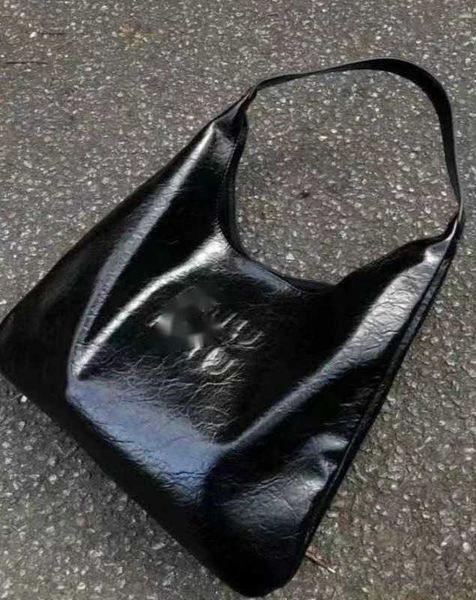 designer bags miui tote casual large capacity bag shoulder portable underarm commuting women's bag r671
designer bags miui tote casual large capacity bag shoulder portable underarm commuting women's bag r671