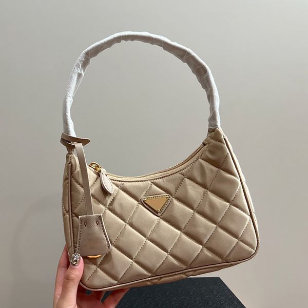 2000 shoulder bags nylon handbags elling wallet women bags crossbody bag hobo purses ghdfh
2000 shoulder bags nylon handbags elling wallet women bags crossbody bag hobo purses ghdfh