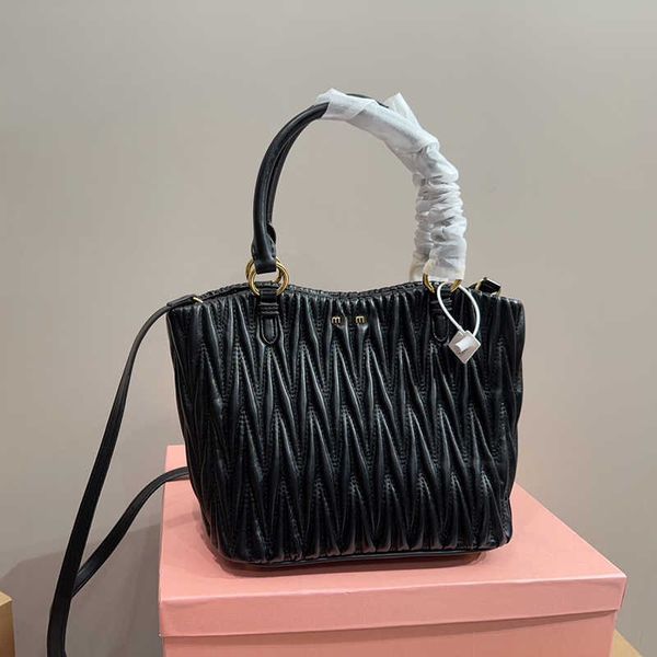 designer handbags pink tote bag leather crossbody bags women black purse fashion shopper totes lady evening party bag 230815
designer handbags pink tote bag leather crossbody bags women black purse fashion shopper totes lady evening party bag 230815