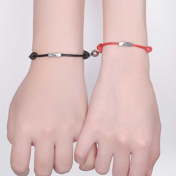 Luxury Bulgr top jewelry accessories designer woman Couple Bracelet for Men and Women A Pair of Black and Red Wax Thread Handwoven Magnet Attractive Bracelet
Luxury Bulgr top jewelry accessories designer woman Couple Bracelet for Men and Women A Pair of Black and Red Wax Thread Handwoven Magnet Attractive Bracelet