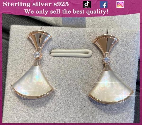 925 sterling silver shell fan earrings ladies luxury highend fashion allmatch personality jewelry christmas gifts 2202113050006, Golden;silver
925 sterling silver shell fan earrings ladies luxury highend fashion allmatch personality jewelry christmas gifts 2202113050006, Golden;silver