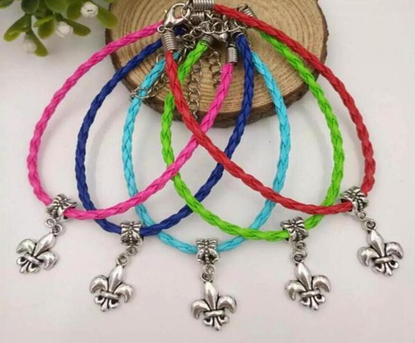 20 pcs lot antique silver fleur de lis dangle bead pendant mixed color leather braided rope bracelets bangles womens jewelry a11862305116, Golden;silver
20 pcs lot antique silver fleur de lis dangle bead pendant mixed color leather braided rope bracelets bangles womens jewelry a11862305116, Golden;silver
