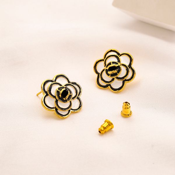 18k gold plated 925 silver luxury brand designers letters ear stud geometric famous women flower crystal rhinestone pearl earring wedding pa, Golden;silver
18k gold plated 925 silver luxury brand designers letters ear stud geometric famous women flower crystal rhinestone pearl earring wedding pa, Golden;silver