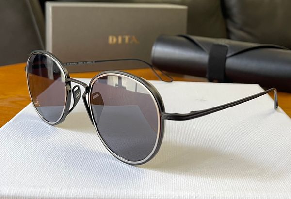 dita sunglasses fashion metal oval small frame brand design outdoor driving sunglasses, White;black
dita sunglasses fashion metal oval small frame brand design outdoor driving sunglasses, White;black