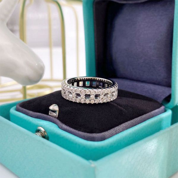 ring designer ring luxury jewelry rings for women alphabet diamond design fashion christmas gift jewelry temperament versatile rings szie 5-, Golden;silver
ring designer ring luxury jewelry rings for women alphabet diamond design fashion christmas gift jewelry temperament versatile rings szie 5-, Golden;silver