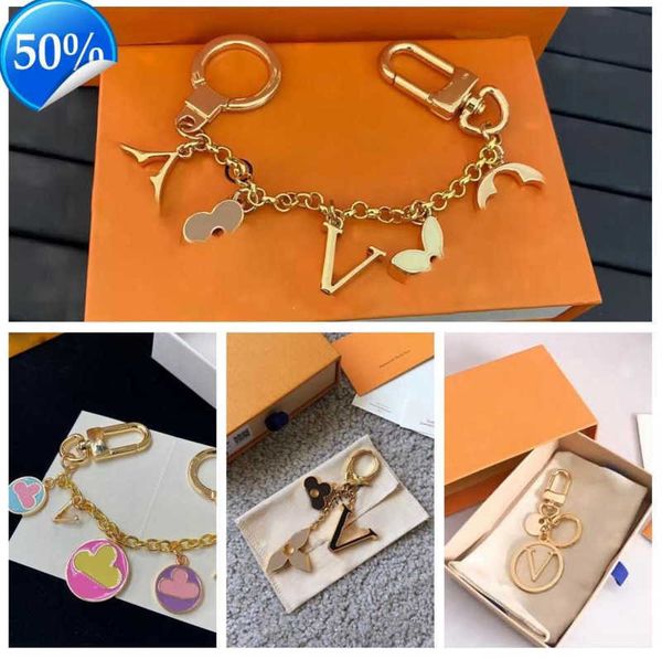keychains lanyards luxury designers keychains letters with diamonds keychain car key chain women buckle jewelry keyring bags pendant exquisi, Silver
keychains lanyards luxury designers keychains letters with diamonds keychain car key chain women buckle jewelry keyring bags pendant exquisi, Silver