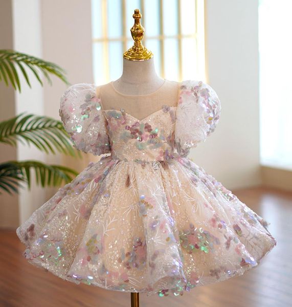 2020 cute flower girl dresses o neck lace appliqued beaded 3d flower girl pageant gowns backless bow ruffle tiered skirt birthday 8305912, White;red
2020 cute flower girl dresses o neck lace appliqued beaded 3d flower girl pageant gowns backless bow ruffle tiered skirt birthday 8305912, White;red