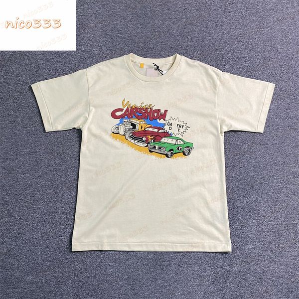 23ss new ga depts cartoon three cars letters black cotton round neck loose hundred men and women casual short sleeve, White;black
23ss new ga depts cartoon three cars letters black cotton round neck loose hundred men and women casual short sleeve, White;black