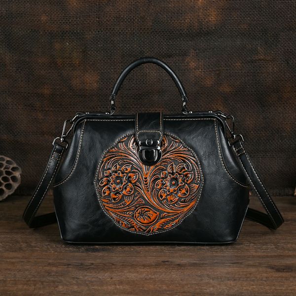 evening bags luxury 2023 handmade women shoulder vintage embossed leather woman handbag for ladies backpacks two usage bag 230814
evening bags luxury 2023 handmade women shoulder vintage embossed leather woman handbag for ladies backpacks two usage bag 230814