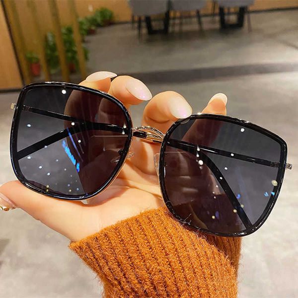 large face slimming for women's summer 2023 new trend high-end uv resistant sunglasses, White;black
large face slimming for women's summer 2023 new trend high-end uv resistant sunglasses, White;black