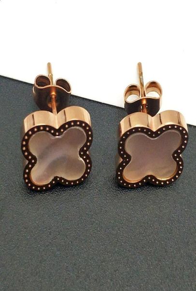classic design white black four leaf clover stud stainless steel earring2914261, Golden;silver
classic design white black four leaf clover stud stainless steel earring2914261, Golden;silver