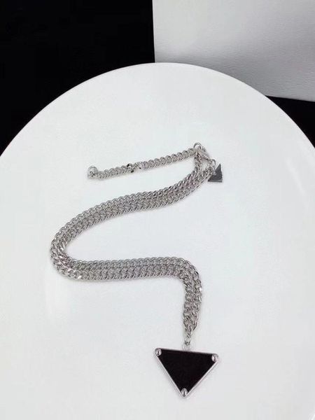 2021 luxury designer necklace chain for women men jewelry charm fashion titanium steel black white pendant italy mens5414713, Silver
2021 luxury designer necklace chain for women men jewelry charm fashion titanium steel black white pendant italy mens5414713, Silver