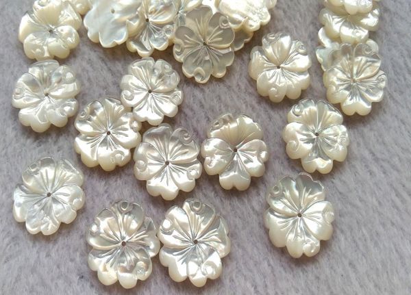 20mm natural pearl shell beads mother of pearl shell carved flowers petal beds with flat back 6pcs7045320, Black
20mm natural pearl shell beads mother of pearl shell carved flowers petal beds with flat back 6pcs7045320, Black