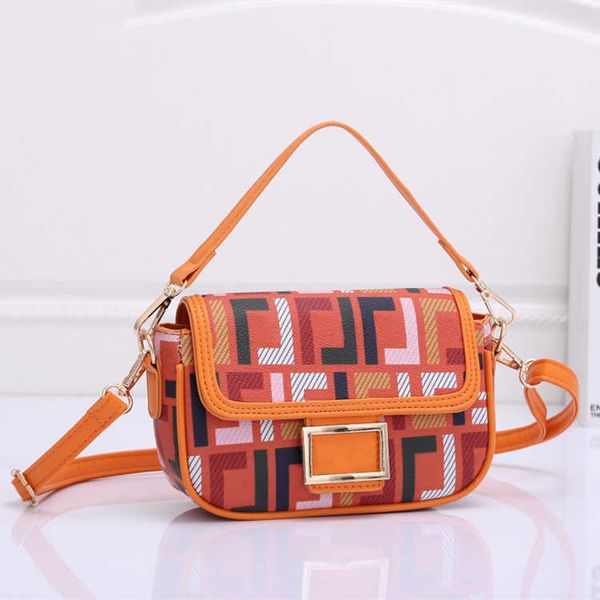 fashion baguette bag luxury designer handbag tote premium leather embroidery letter f women shoulder bag high-quality crossbody bag purse
fashion baguette bag luxury designer handbag tote premium leather embroidery letter f women shoulder bag high-quality crossbody bag purse