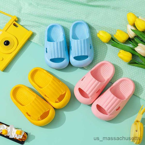 slipper children boys girls slippers summer flip flops soft bottom baby slippers solid beach slide sandals kids shoes r230815, Black;grey
slipper children boys girls slippers summer flip flops soft bottom baby slippers solid beach slide sandals kids shoes r230815, Black;grey